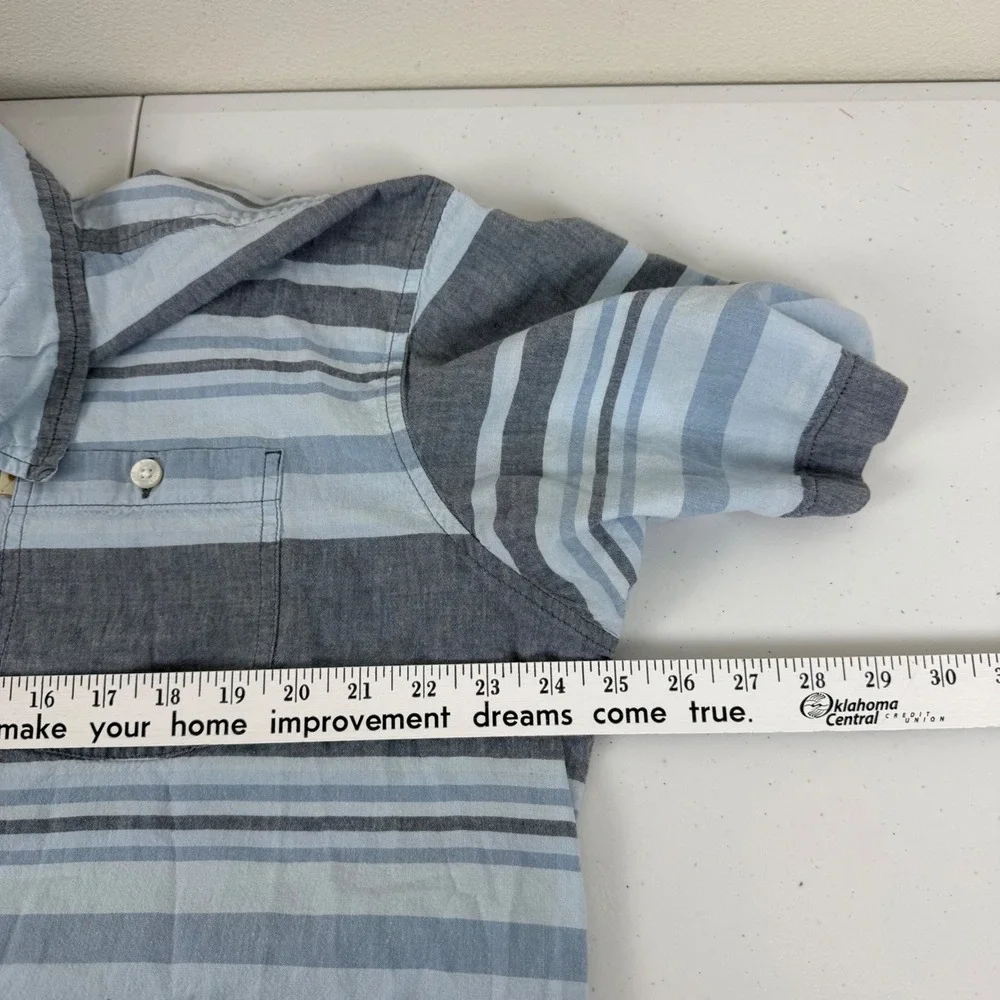 Bob‎ Timberlake Men's XL Blue Gray Stripe Short Sleeve Button Up Shirt